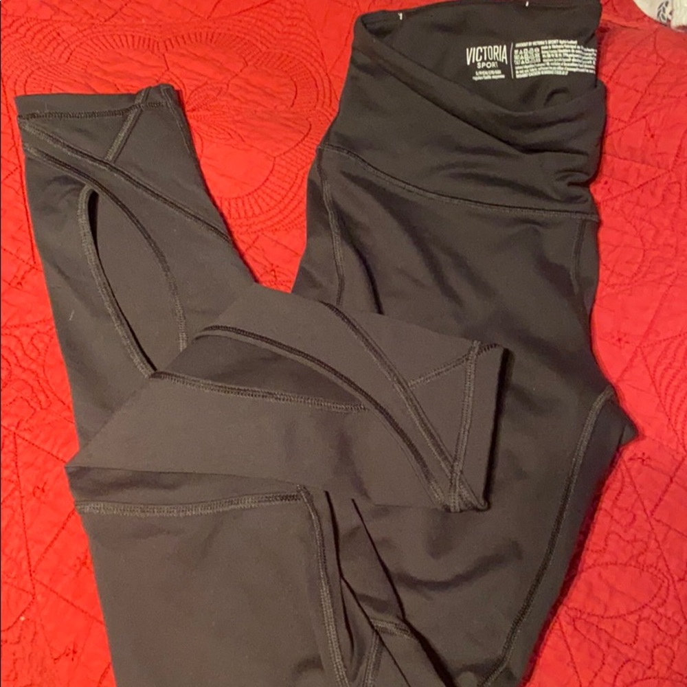 Victoria’s Secret leggings